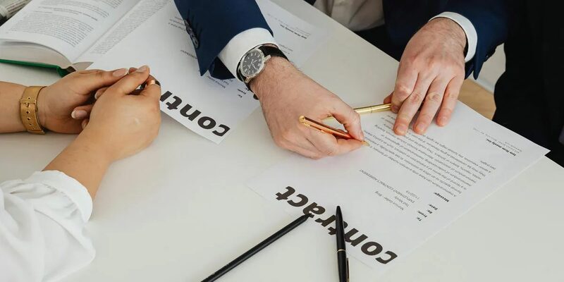 Nằm lòng các điều khoản nhằm tránh các rủi ro phát sinh ngoài mong muốn